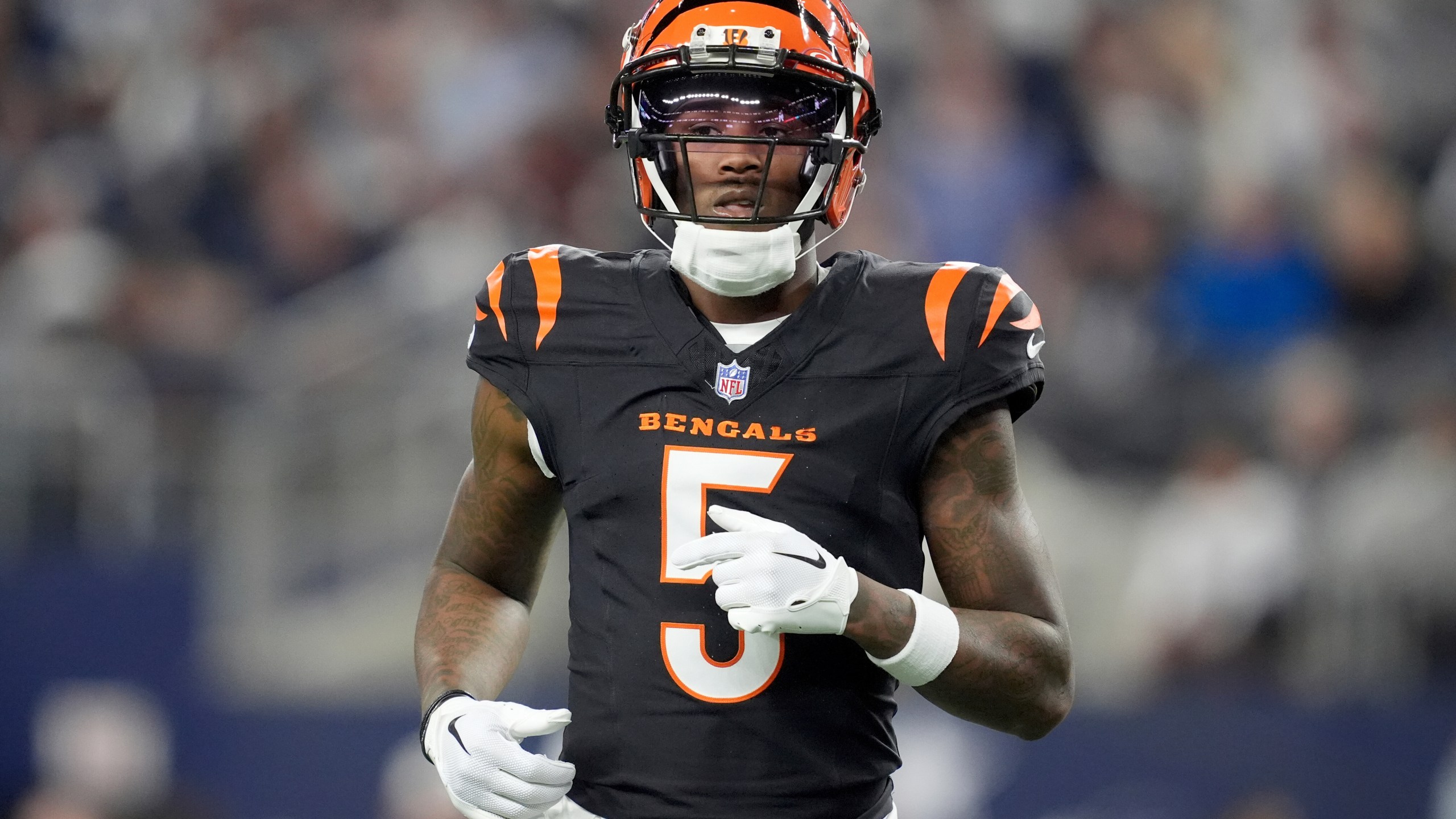 FILE - Cincinnati Bengals wide receiver Tee Higgins lines up against the Dallas Cowboys during an NFL football game in Arlington, Texas, Dec. 9, 2024. (AP Photo/Tony Gutierrez, File)